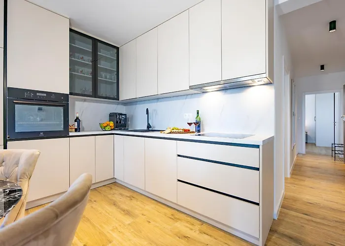 Appartement Kotisina J Parking Included *