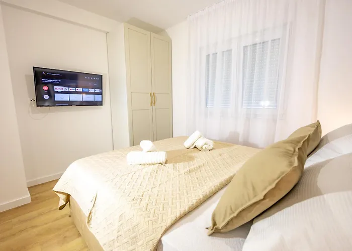 Kotisina J Parking Included Appartement *