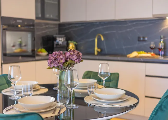 Appartement Kotisina J Parking Included